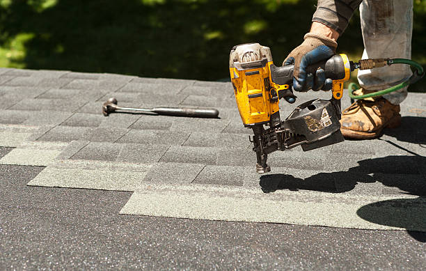 Best Roof Gutter Cleaning  in Ridgecrest, FL